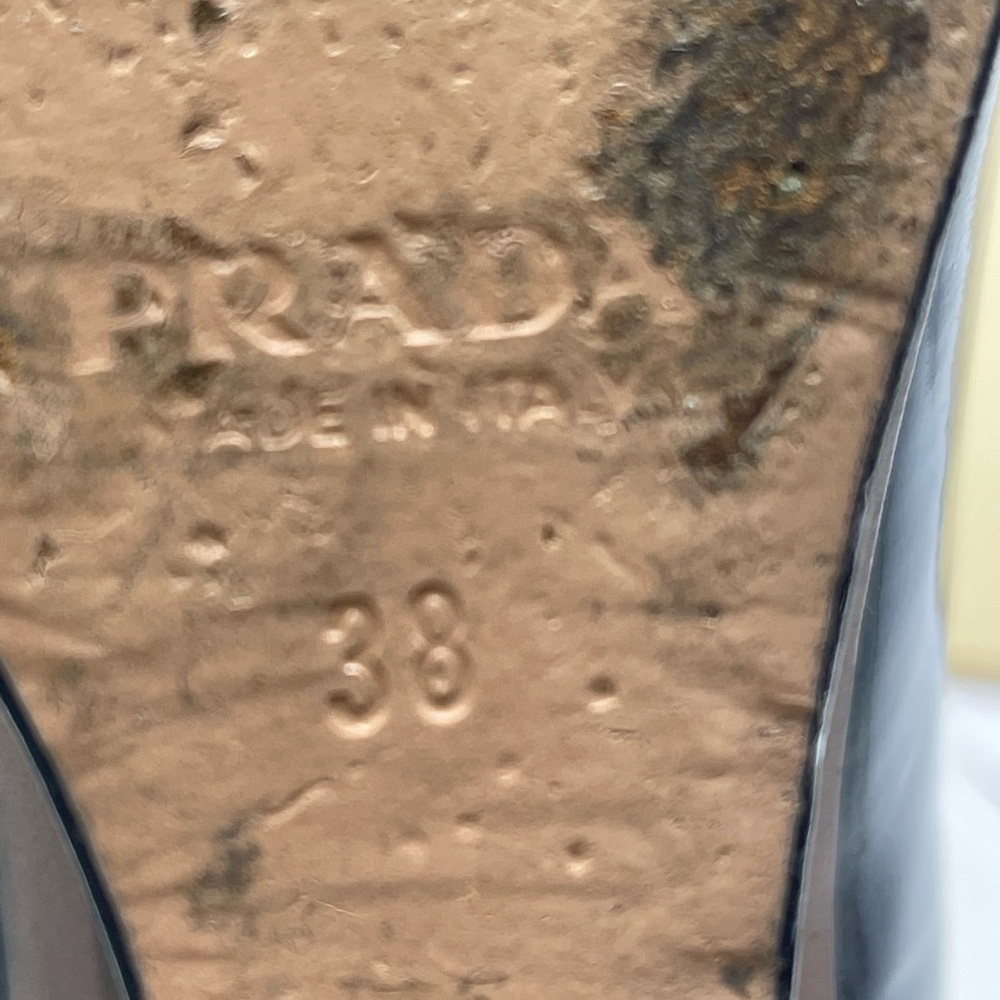 Prada Wedge Peep Toe Patent Leather Shoes size 8. - Picture 5 of 7